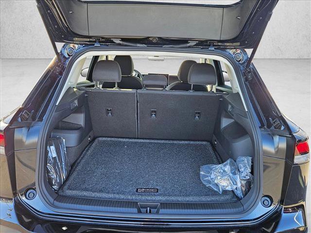 Used 2025 Volkswagen Tiguan S FWD image 6