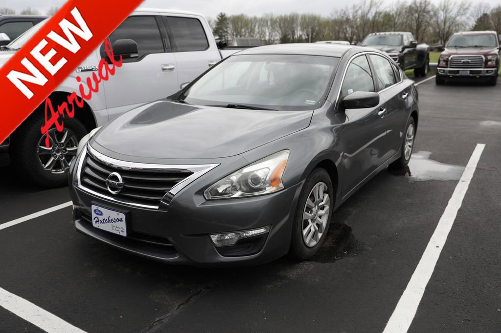 Used 2014 Nissan Altima 2.5 S w/ Display Audio Package