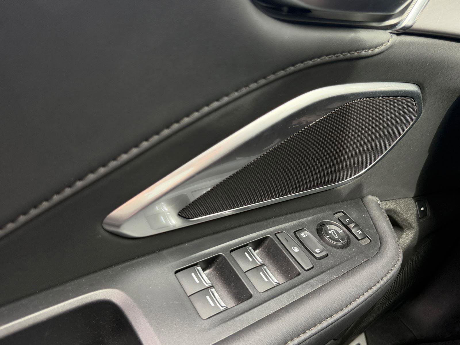 Used 2024 Acura RDX SH-AWD image 24