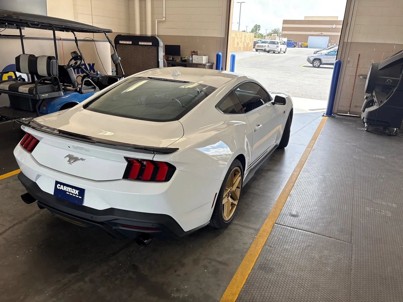 Used 2024 Ford Mustang Premium RWD image 2