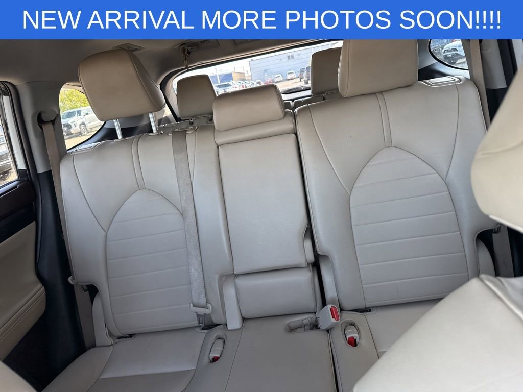 Used 2020 Toyota Highlander XLE image 17
