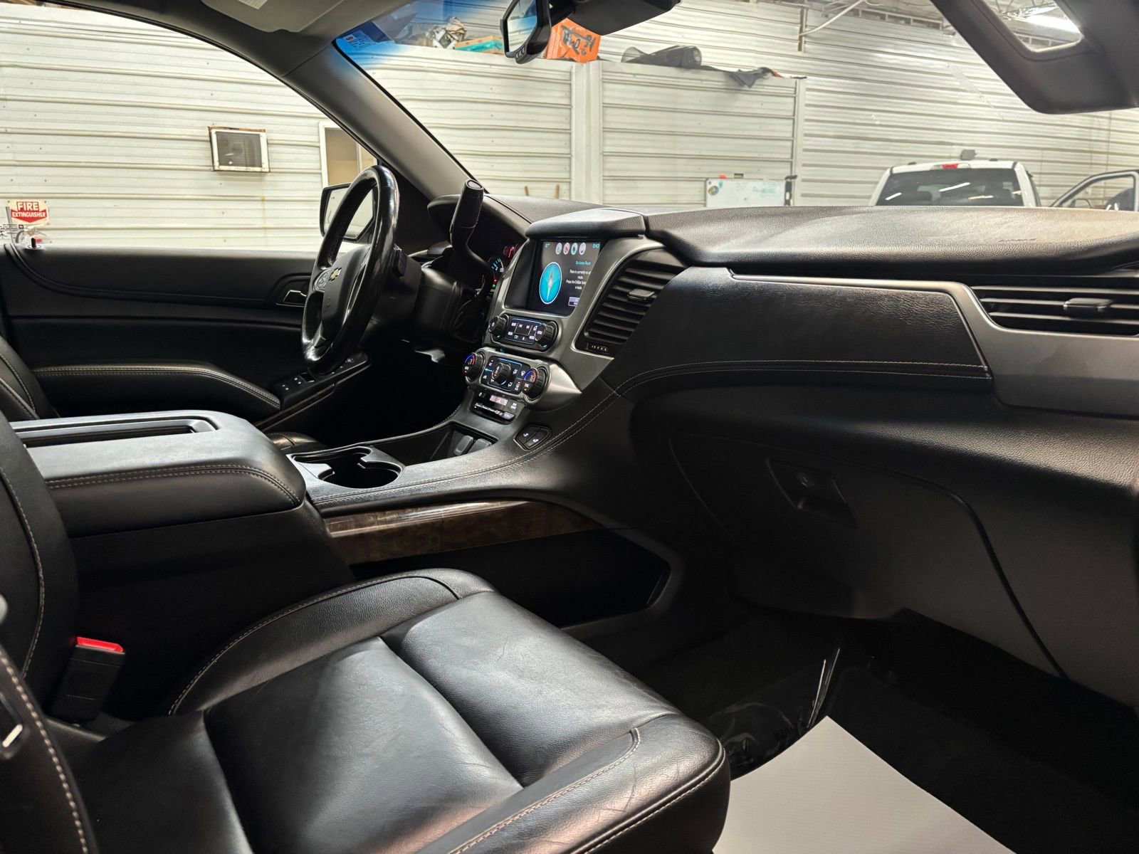 Used 2018 Chevrolet Tahoe LT w/ Luxury Package AWD/4WD image 26