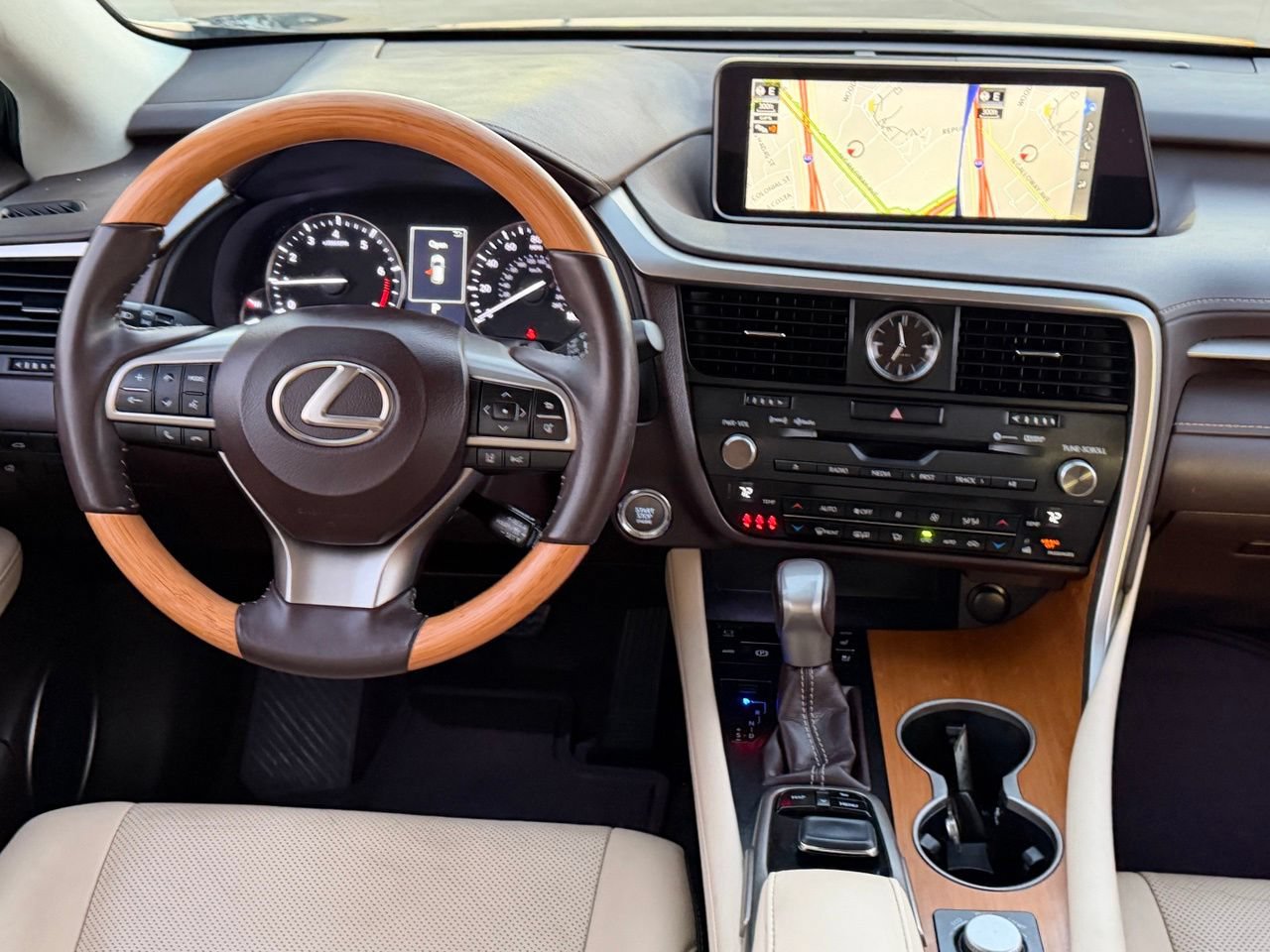 Used 2017 Lexus RX 350 FWD w/ Premium Package image 12