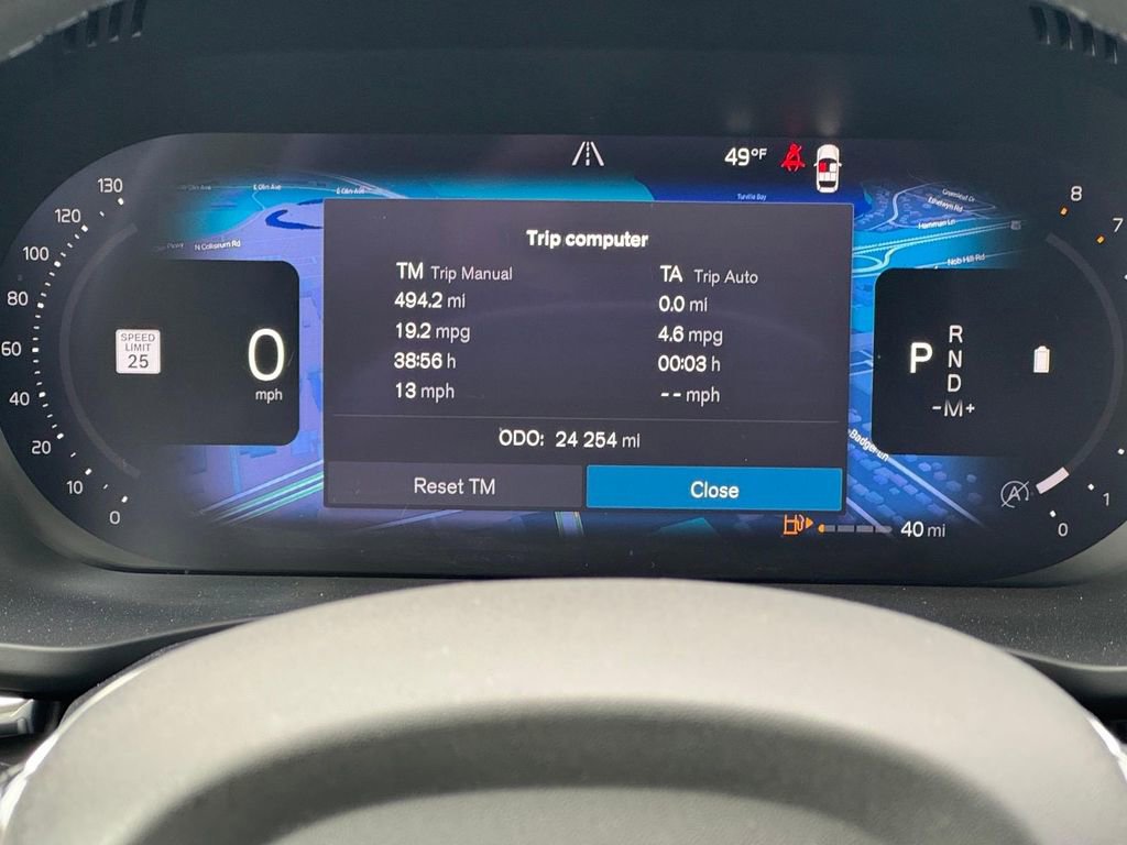 Certified 2023 Volvo XC60 B5 Plus w/ Climate Package image 12