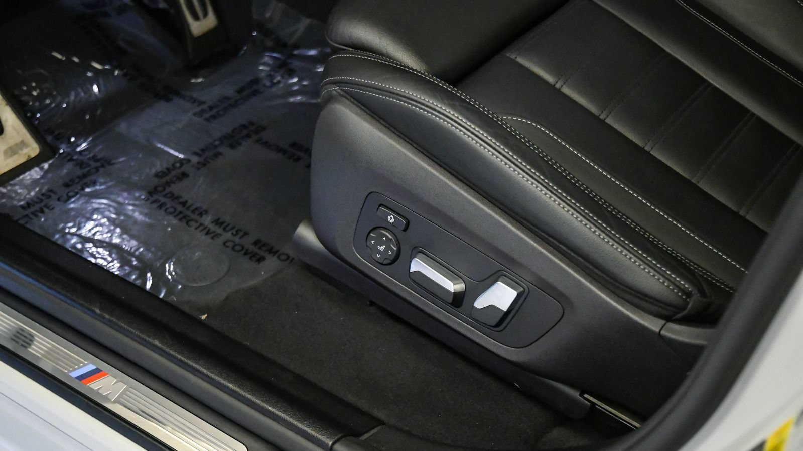 Used 2020 BMW X4 xDrive30i w/ M Sport Package 2 AWD/4WD image 25