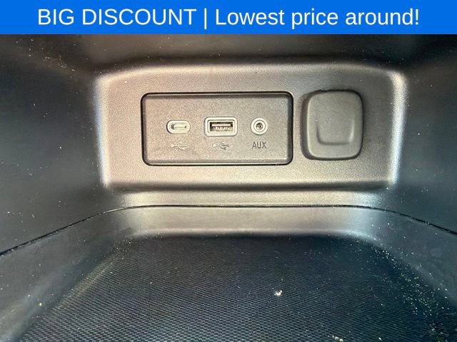 Used 2023 Chevrolet Equinox LS w/ LPO, Cargo Package FWD image 29