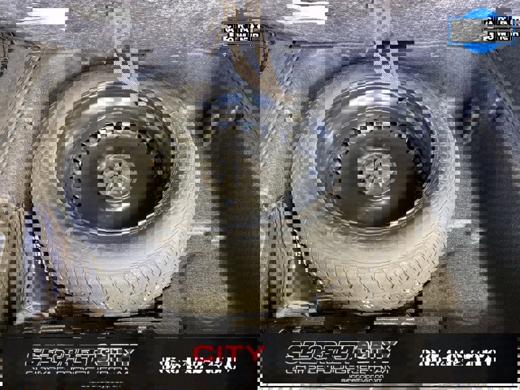 Used 2025 Mercedes-Benz GLE 350 4MATIC image 32