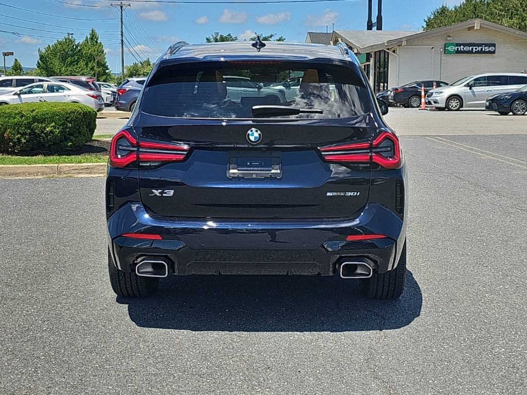 Used 2024 BMW X3 sDrive30i w/ M Sport Package RWD image 14