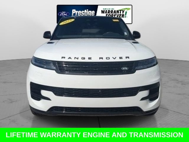 Used 2025 Land Rover Range Rover Sport SE AWD/4WD image 8