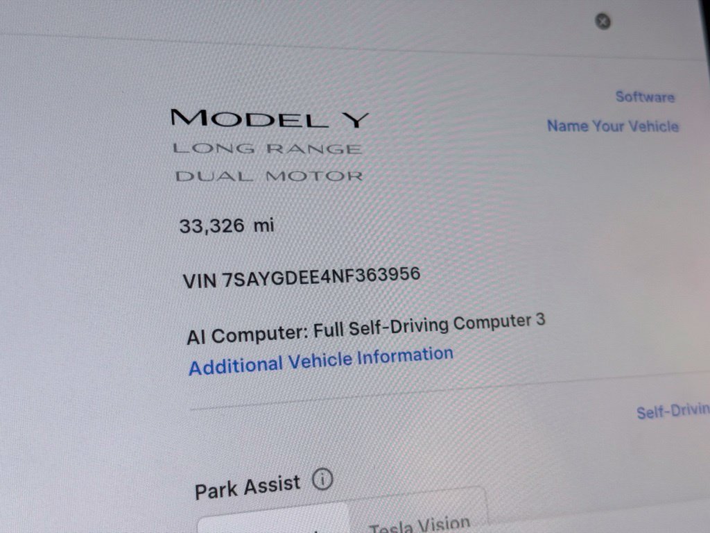 Used 2022 Tesla Model Y Long Range AWD/4WD image 48