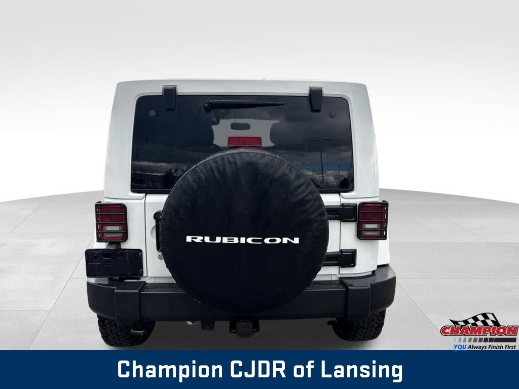 Used 2016 Jeep Wrangler Unlimited Rubicon w/ Connectivity Group AWD/4WD image 7