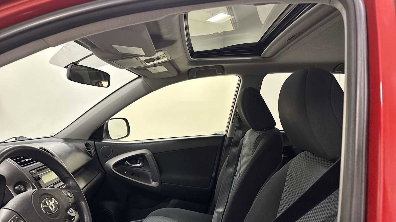 Used 2012 Toyota RAV4 Sport image 22