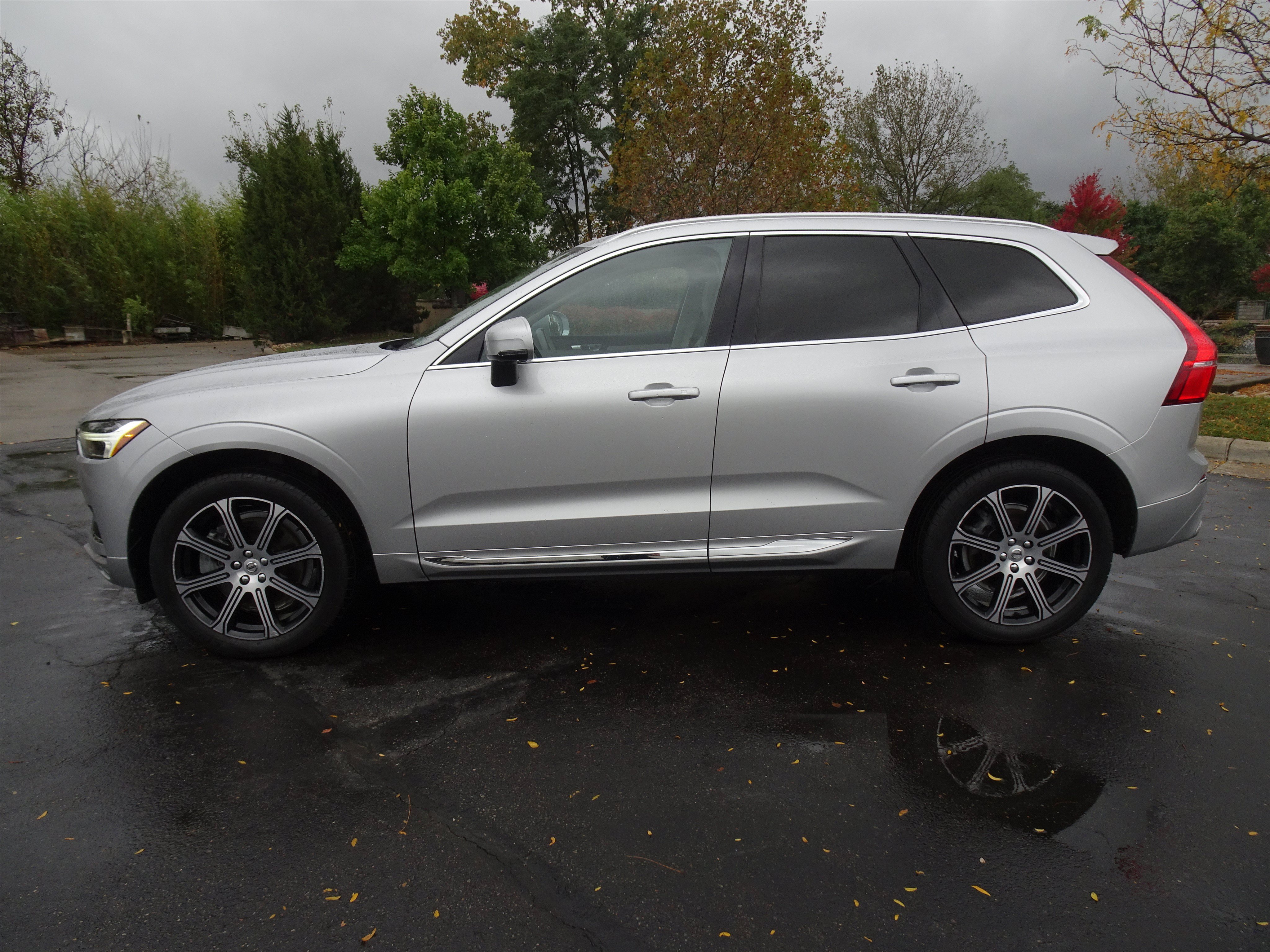 Used 2021 Volvo XC60 T6 Inscription AWD/4WD image 6