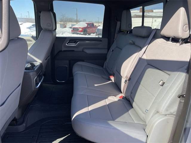 Used 2024 GMC Sierra 2500 SLT w/ SLT Premium Package image 21