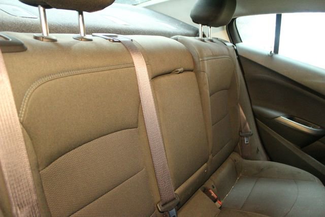 Used 2017 Chevrolet Cruze LT image 13