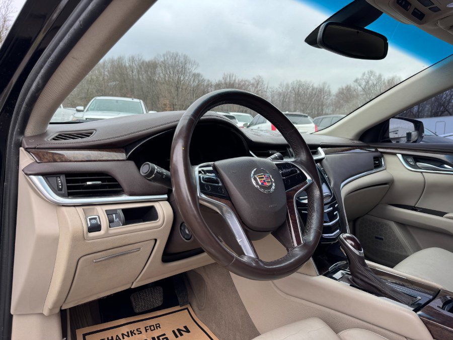 Used 2013 Cadillac XTS Luxury image 14