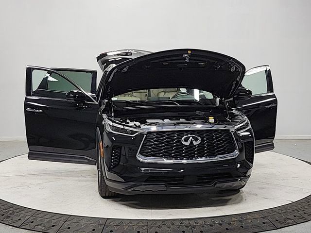 Used 2025 INFINITI QX60 Luxe w/ Cargo Package image 10