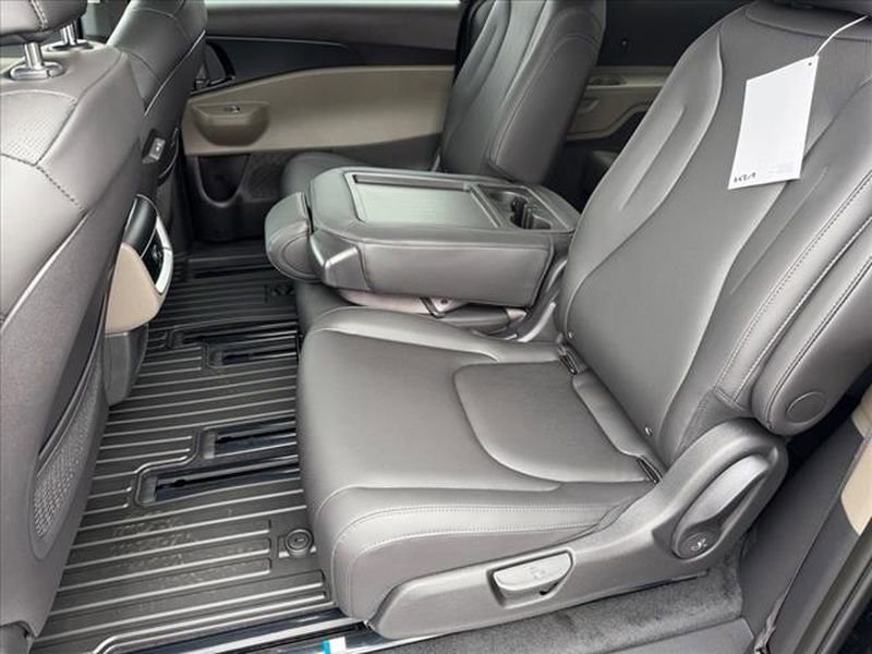 New 2026 Kia Carnival image 12