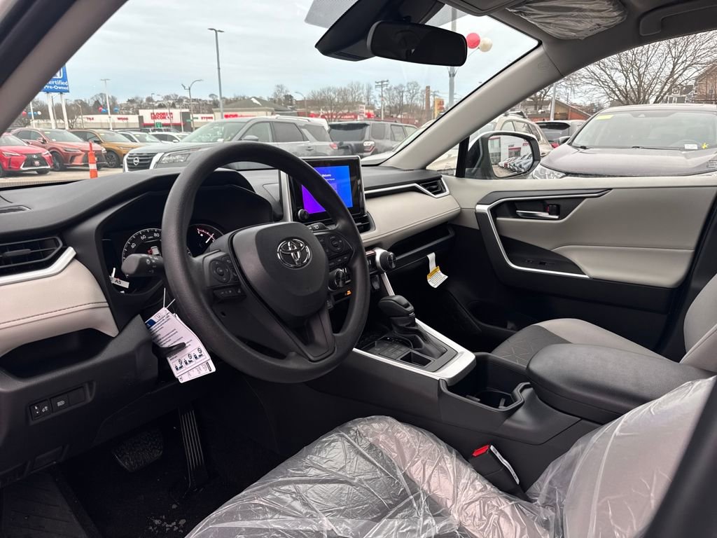 New 2025 Toyota RAV4 XLE image 17