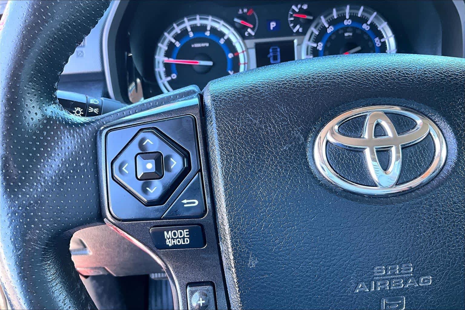 Used 2018 Toyota 4Runner TRD Off-Road Premium w/ Wilderness Package AWD/4WD image 23