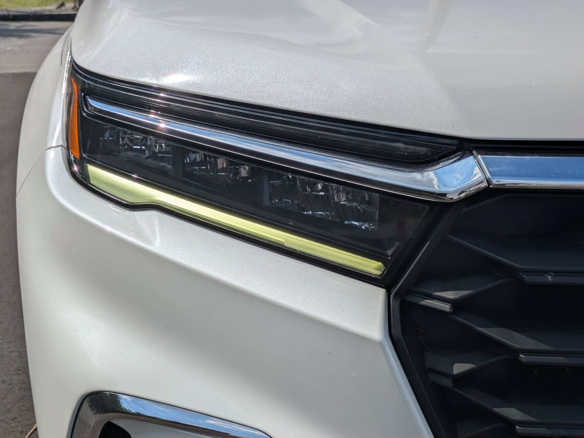 Used 2023 Honda Pilot LX image 9