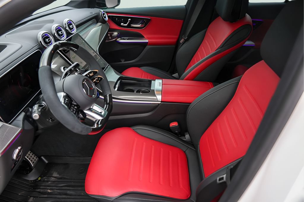 Used 2025 Mercedes-Benz GLC 43 AMG 4MATIC image 12