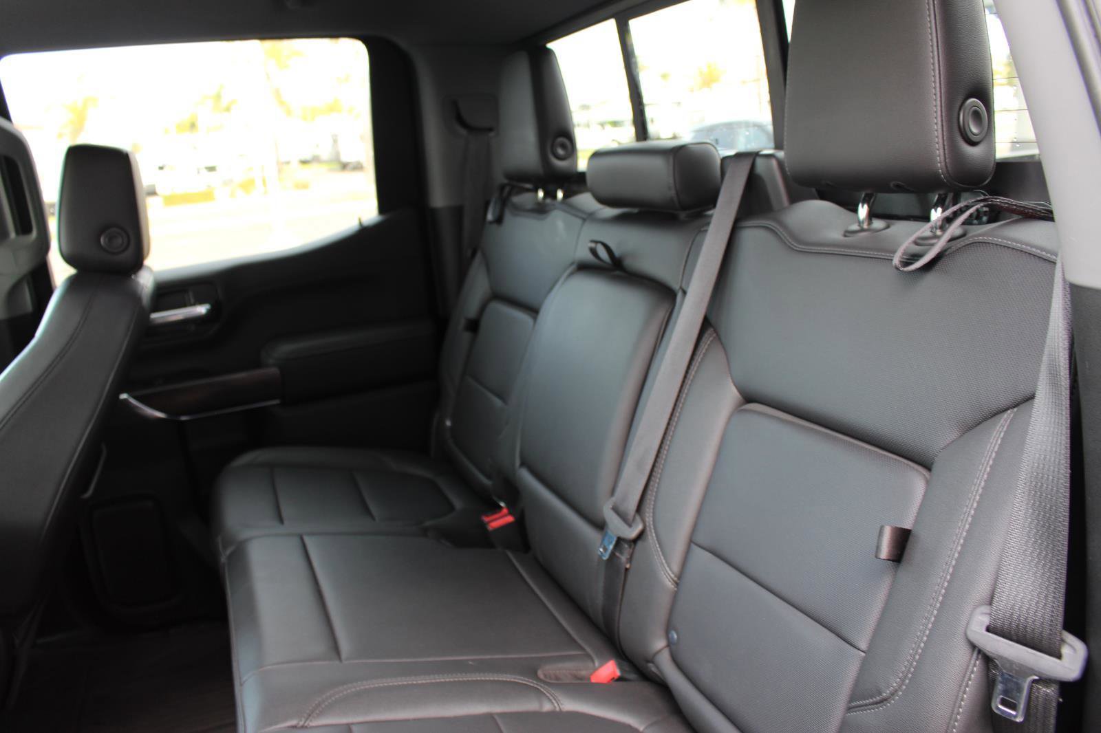 Used 2019 GMC Sierra 1500 SLT w/ SLT Premium Plus Package image 32