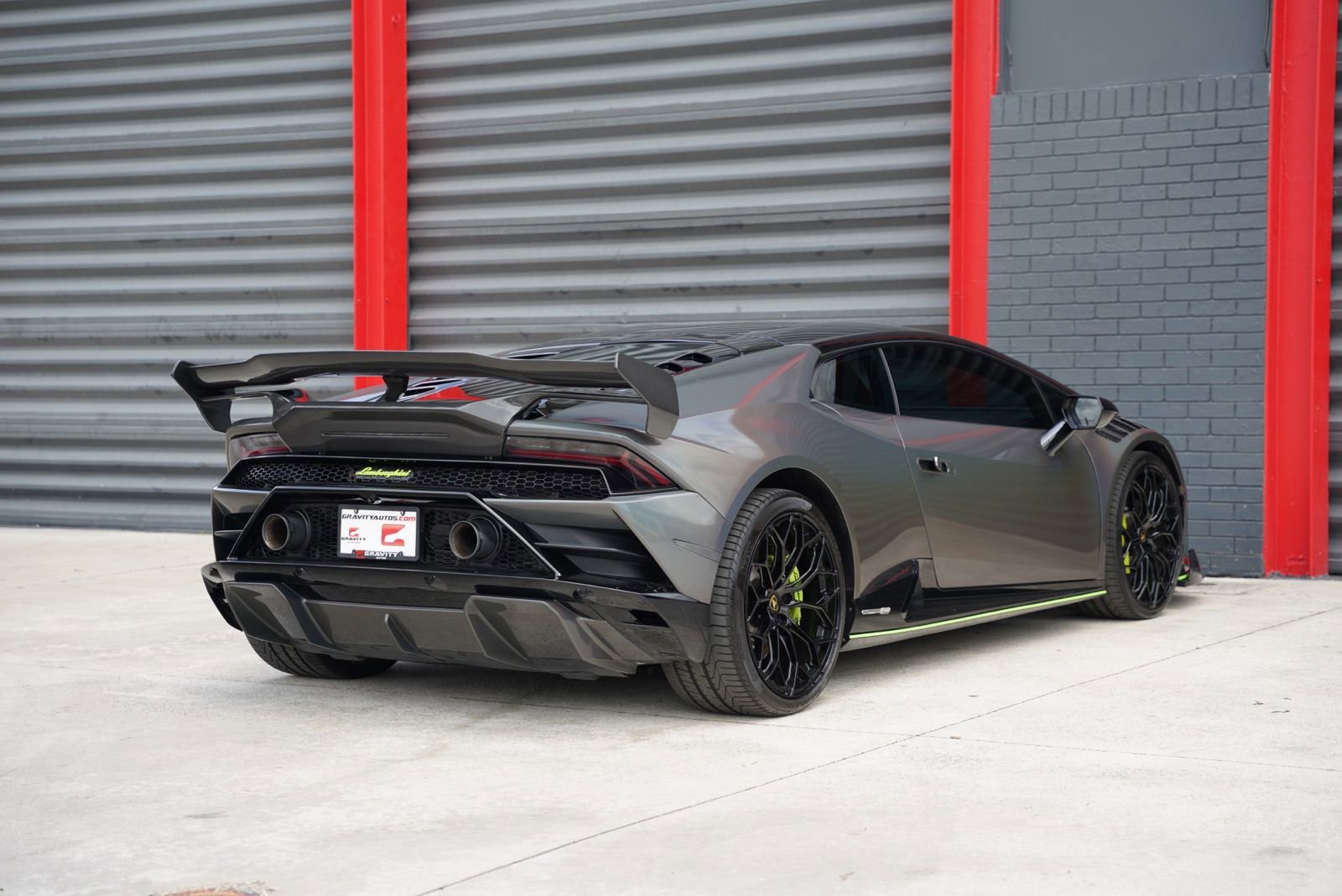 Used 2021 Lamborghini Huracan EVO image 5