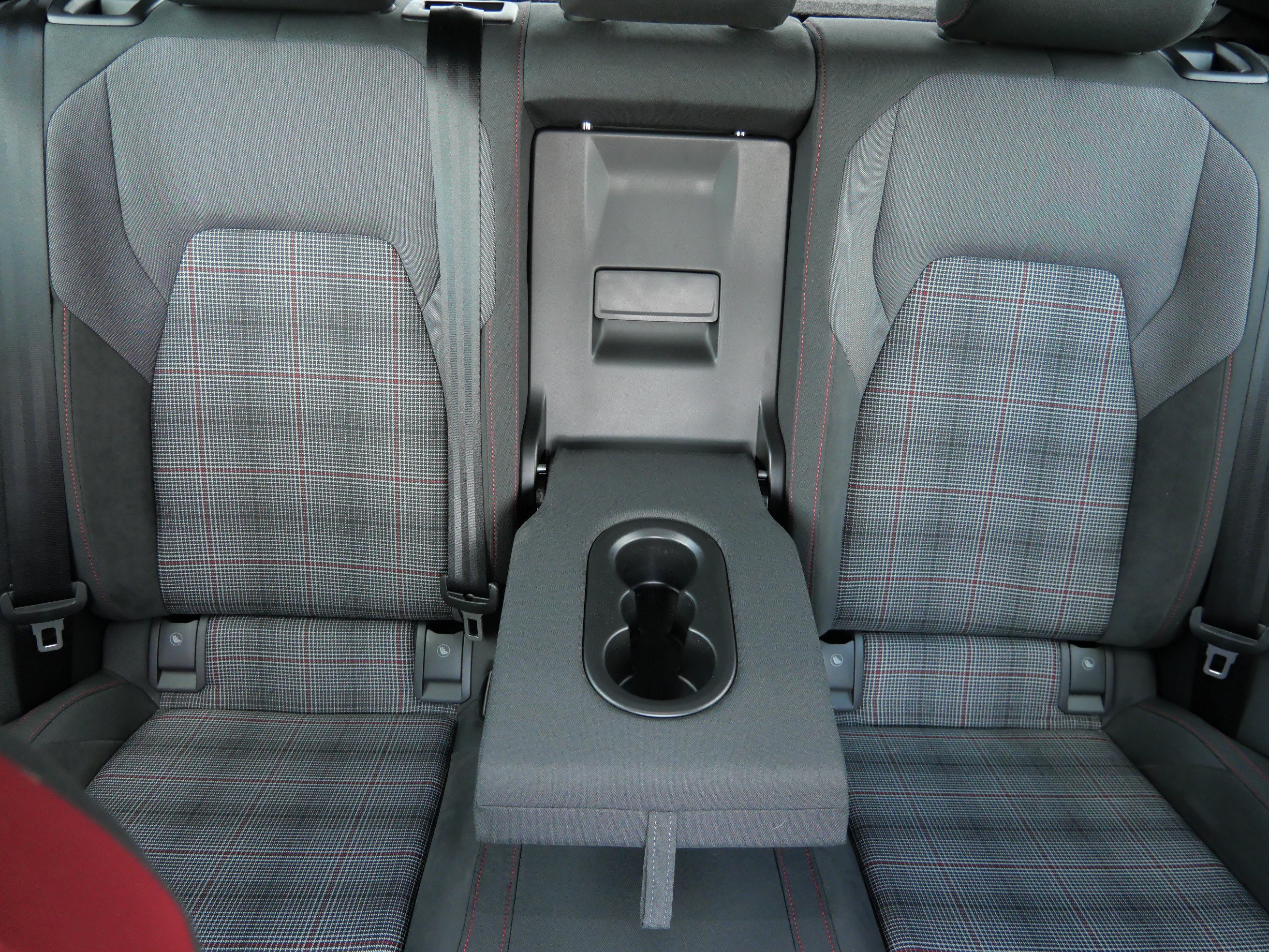 Used 2024 Volkswagen GTI SE FWD image 13