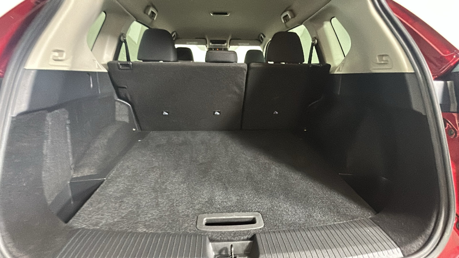 Certified 2026 Nissan Rogue SV AWD/4WD image 33