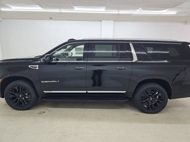 New 2026 GMC Yukon XL Denali w/ Advanced Technology Package AWD/4WD image 22