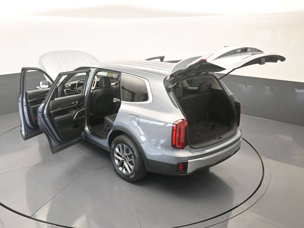 Used 2024 Kia Telluride LX FWD image 56
