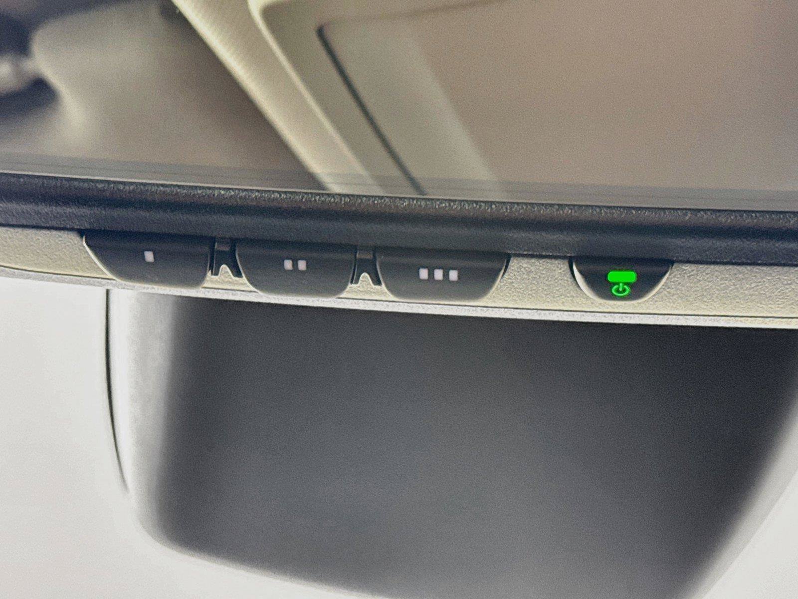 Certified 2025 Toyota Highlander XLE FWD image 23