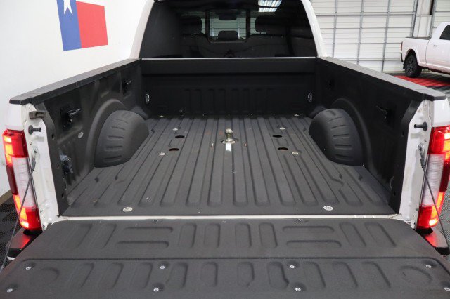 Used 2017 Ford F350 Lariat w/ Lariat Ultimate Package AWD/4WD image 28