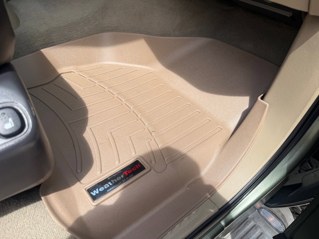 Used 2005 Ford Excursion Eddie Bauer image 29