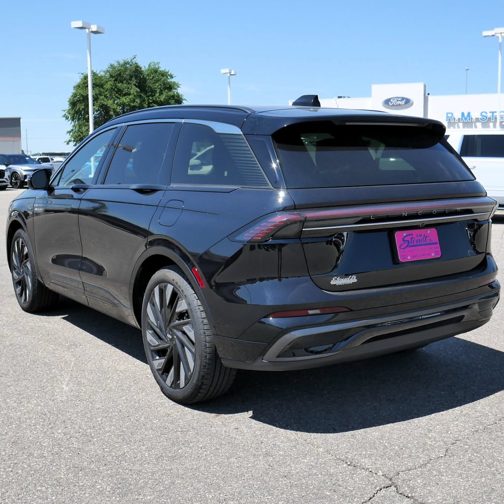 Used 2025 Lincoln Nautilus Black Label w/ Jet Appearance Package AWD/4WD image 5