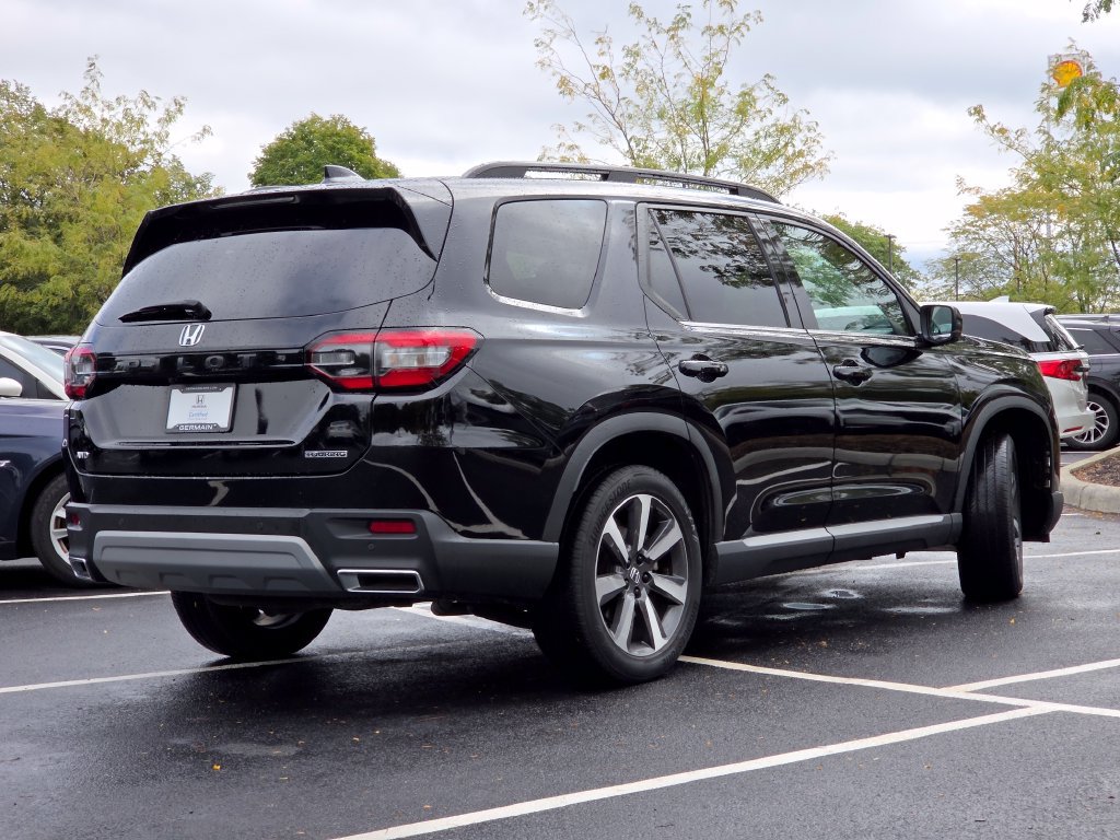 Certified 2024 Honda Pilot Touring image 28