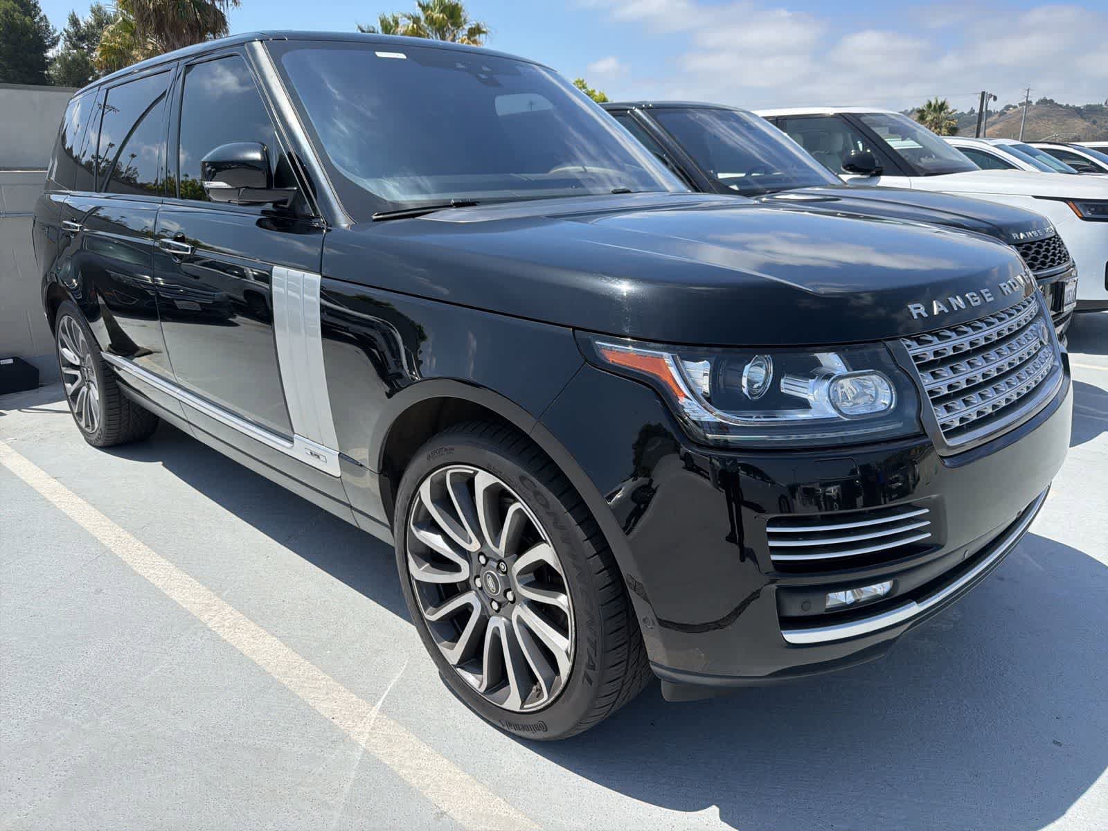 Used 2017 Land Rover Range Rover Long Wheelbase Autobiography AWD/4WD image 2
