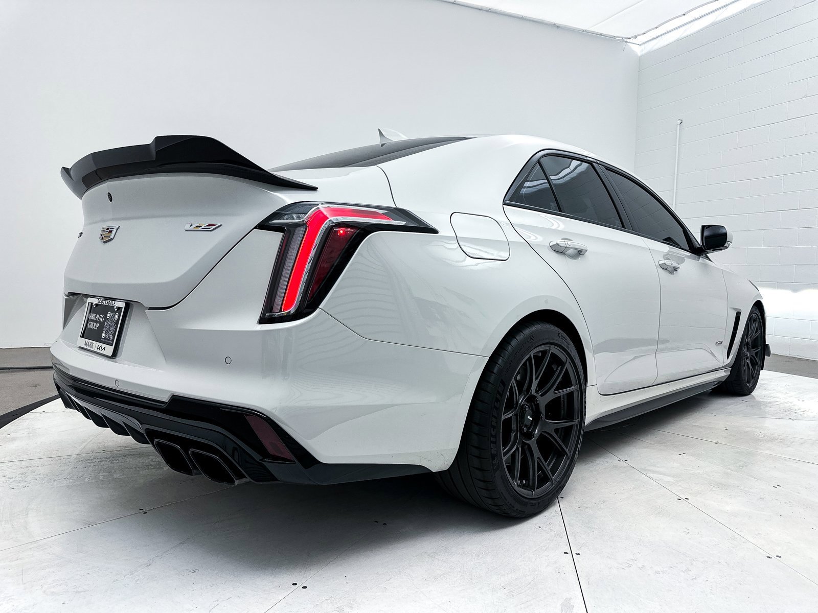 Used 2022 Cadillac CT4 V Blackwing w/ Carbon Fiber 1 Package image 23