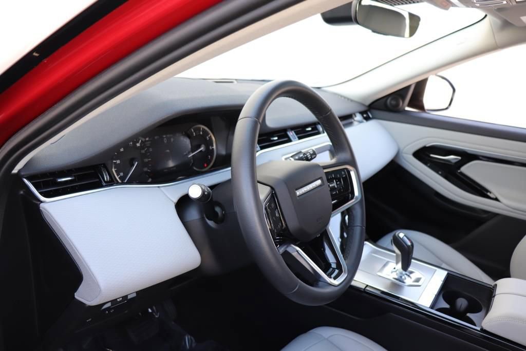 Used 2023 Land Rover Range Rover Evoque S image 40
