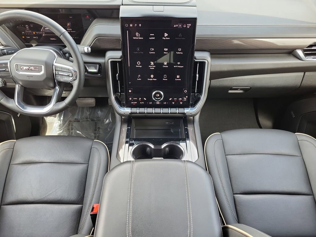 Used 2025 GMC Yukon Elevation w/ LPO, Elevation Black Package AWD/4WD image 14