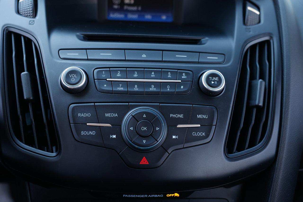 Used 2015 Ford Focus SE image 29