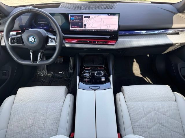 Used 2026 BMW i5 eDrive40 w/ Executive Package AWD/4WD image 20