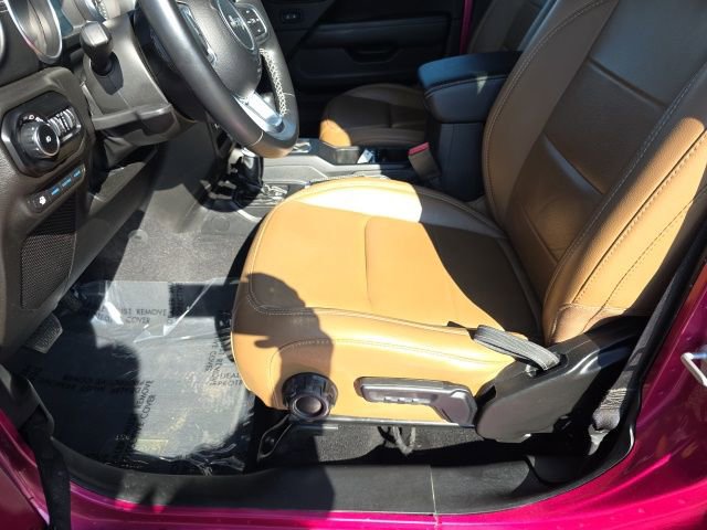 Used 2022 Jeep Wrangler Unlimited Sahara w/ Safety Group AWD/4WD image 15