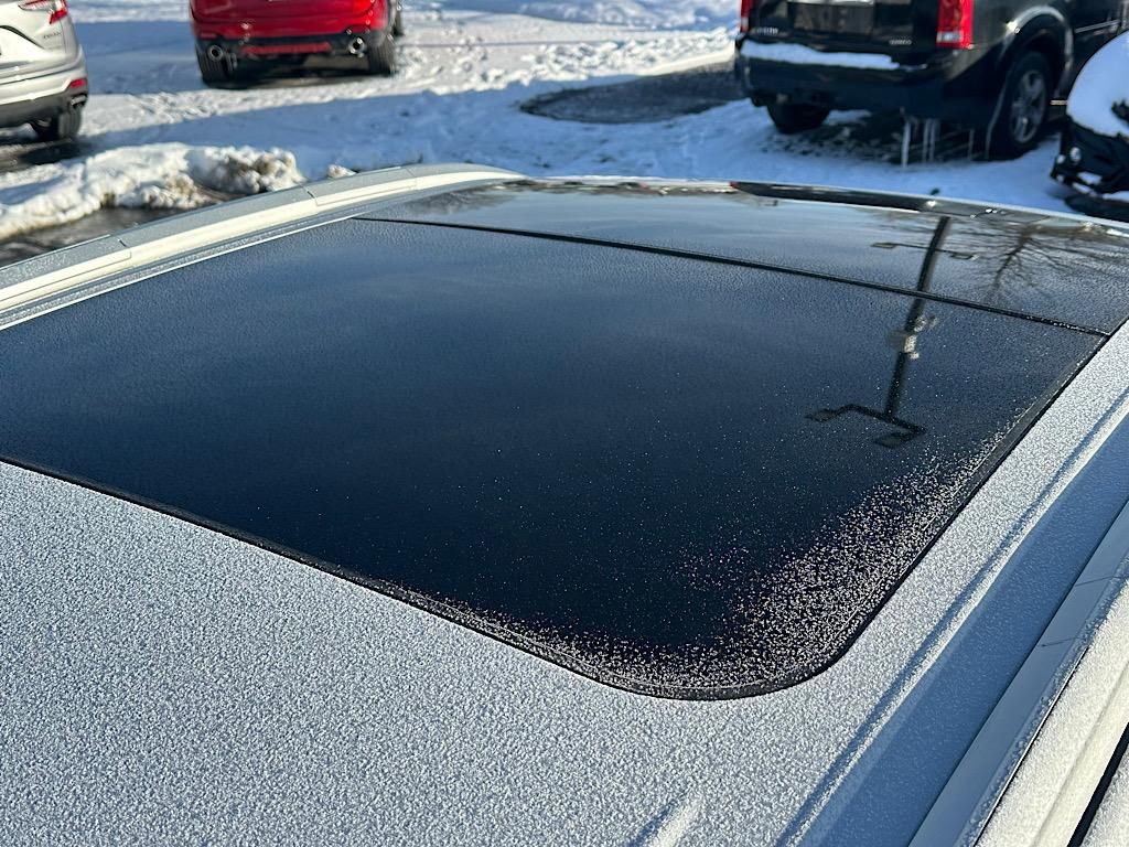 Used 2018 Nissan Murano Platinum w/ Cargo Package image 13