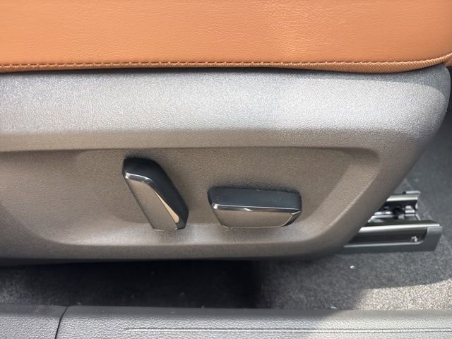 New 2026 Nissan Rogue Platinum AWD/4WD image 12