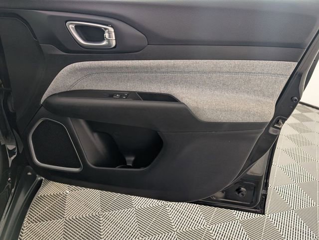 Certified 2023 Jeep Compass Sport image 31