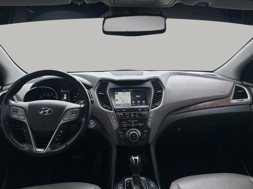 Used 2017 Hyundai Santa Fe SE w/ SE Ultimate Tech Package 03 AWD/4WD image 21