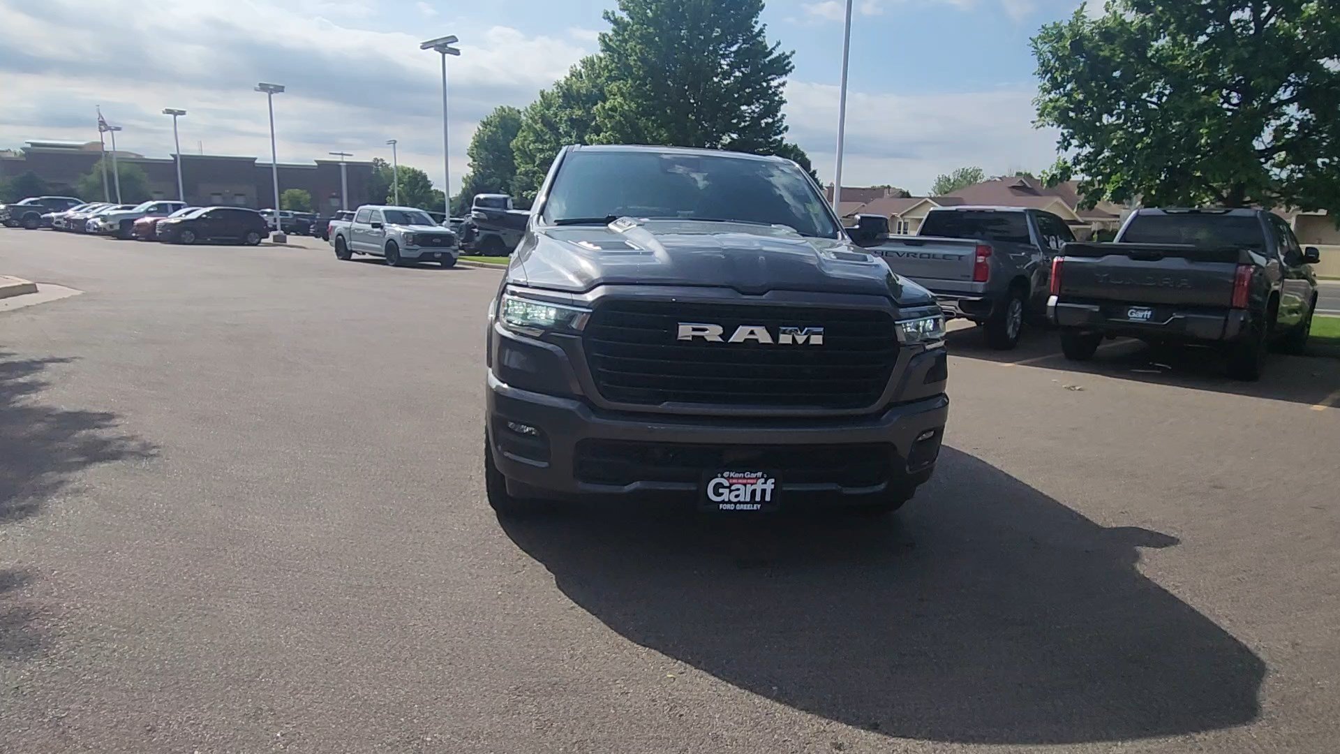Used 2025 RAM 1500 Laramie w/ Sport Appearance Package AWD/4WD image 9