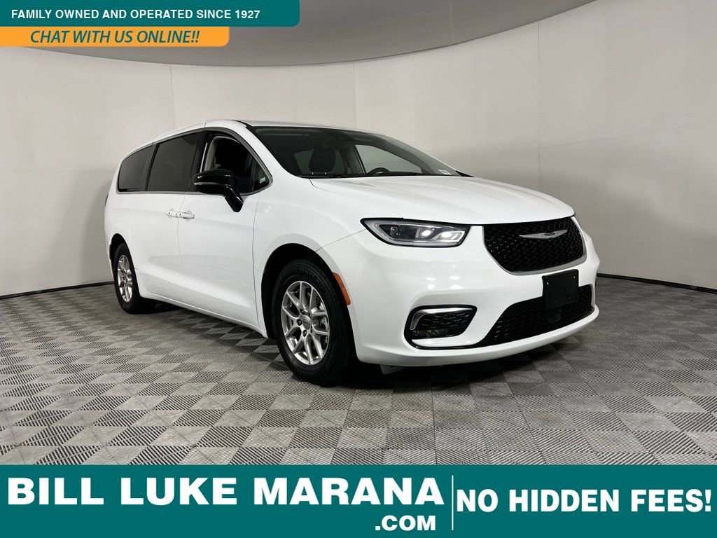 Used 2024 Chrysler Pacifica Touring-L